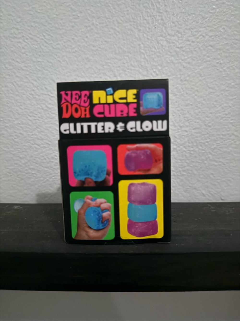 NeeDoh Nice Cube Glitter & Glow Cube - Purple Glitter - Picture 4 of 5